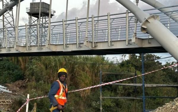 Water pipeline installation